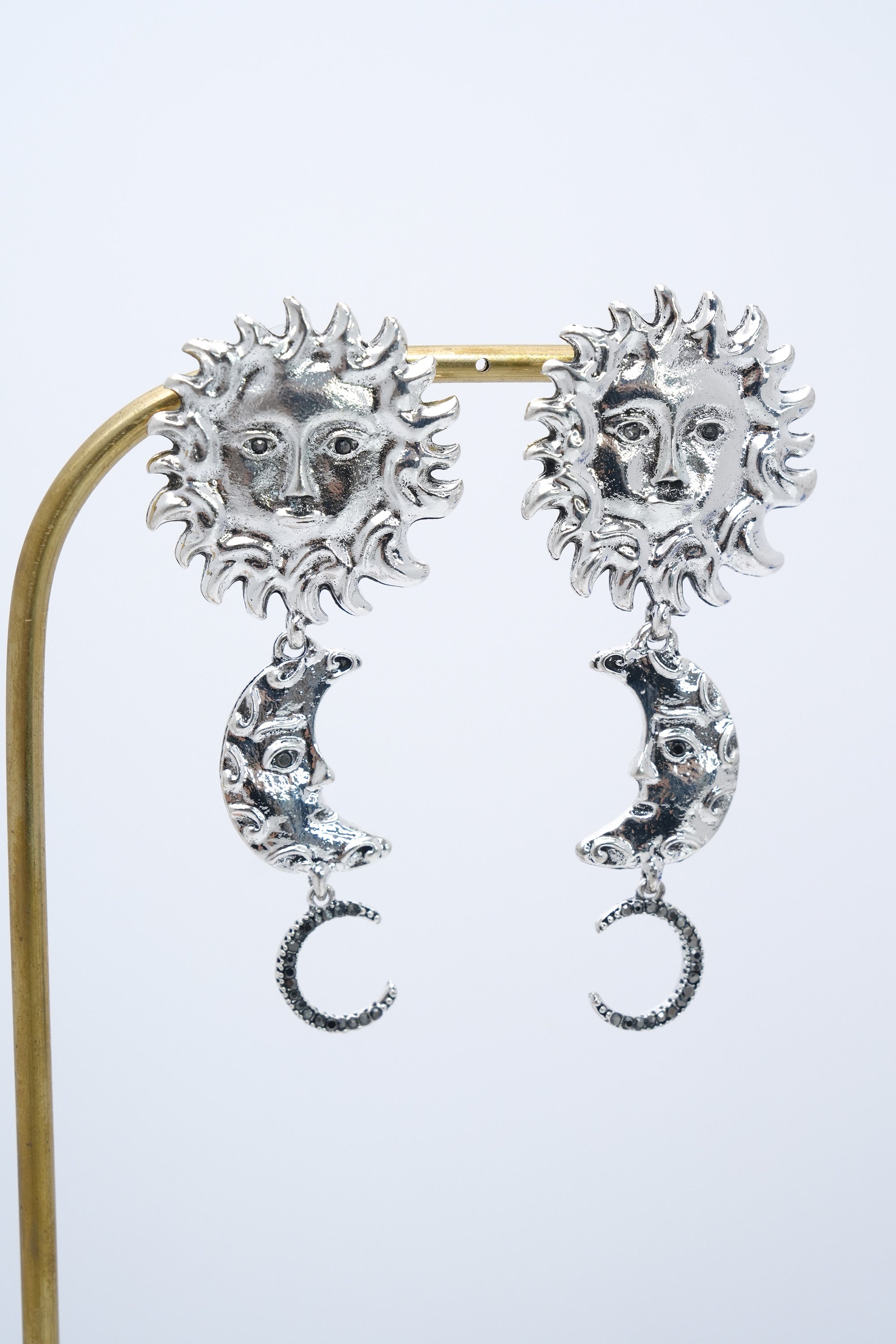 Ayın Sırrı ZR Model Küpe