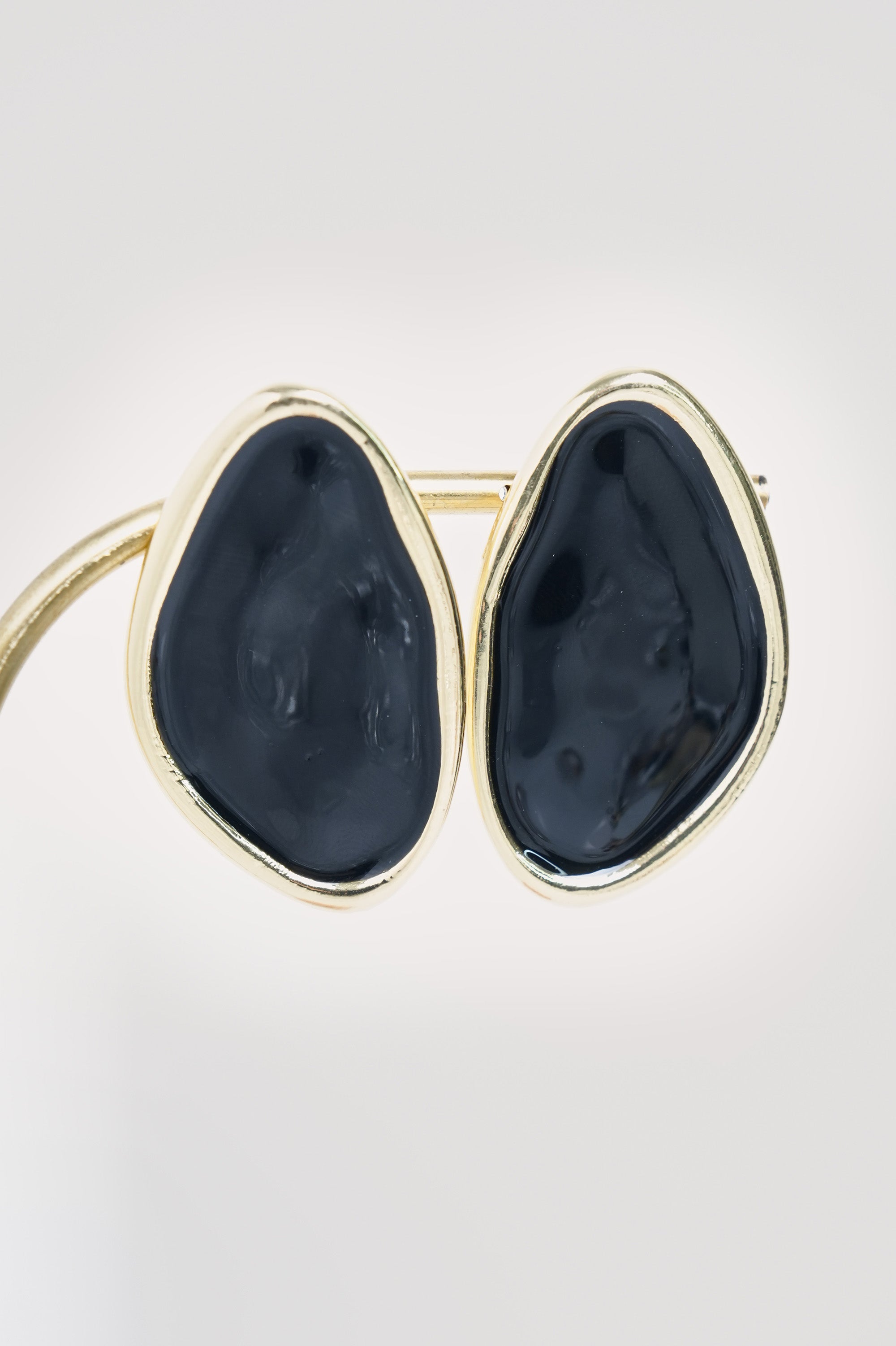 Asil Gölge ZR Model Küpe