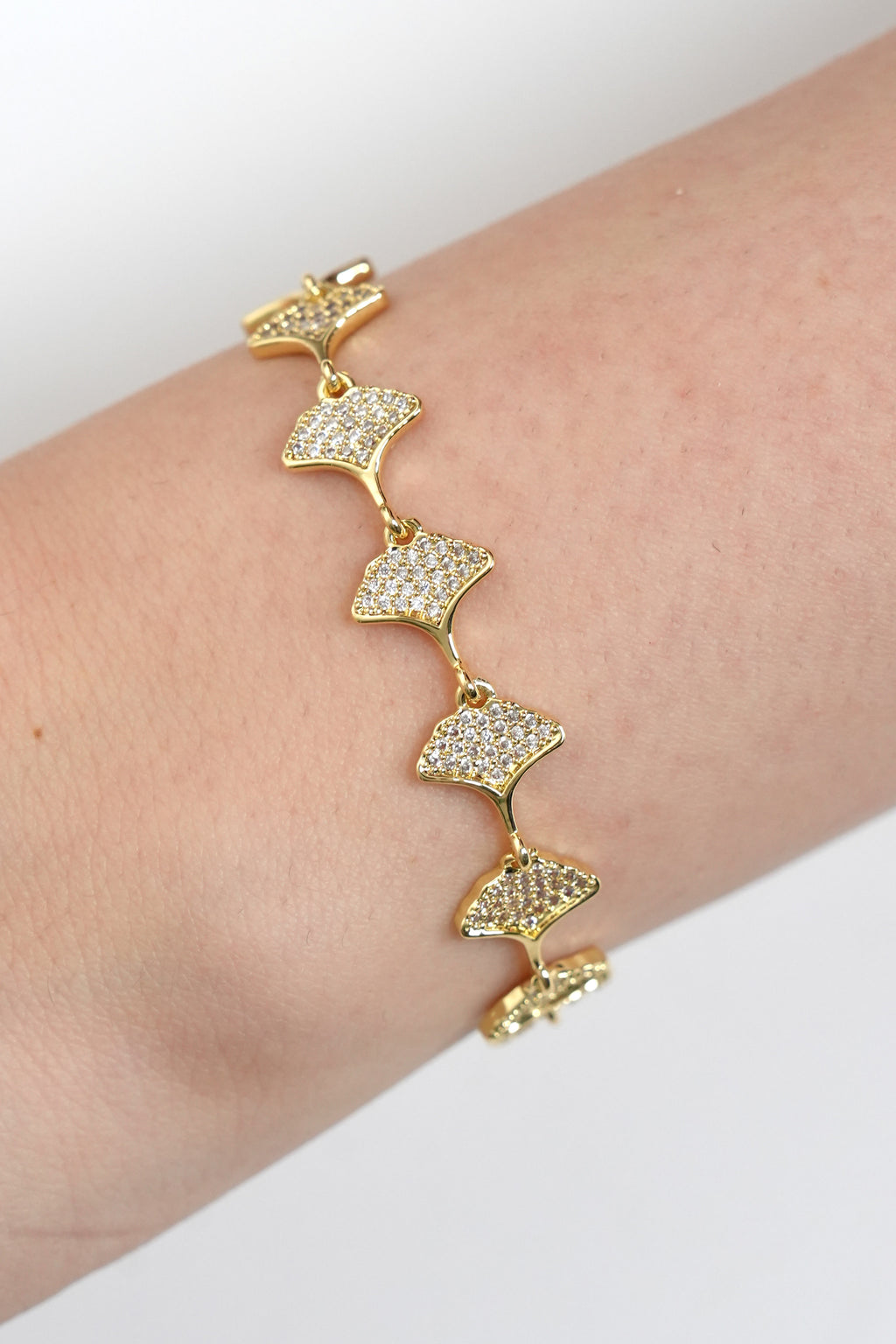 Kristal Bağlantı 14K Vip Bileklik