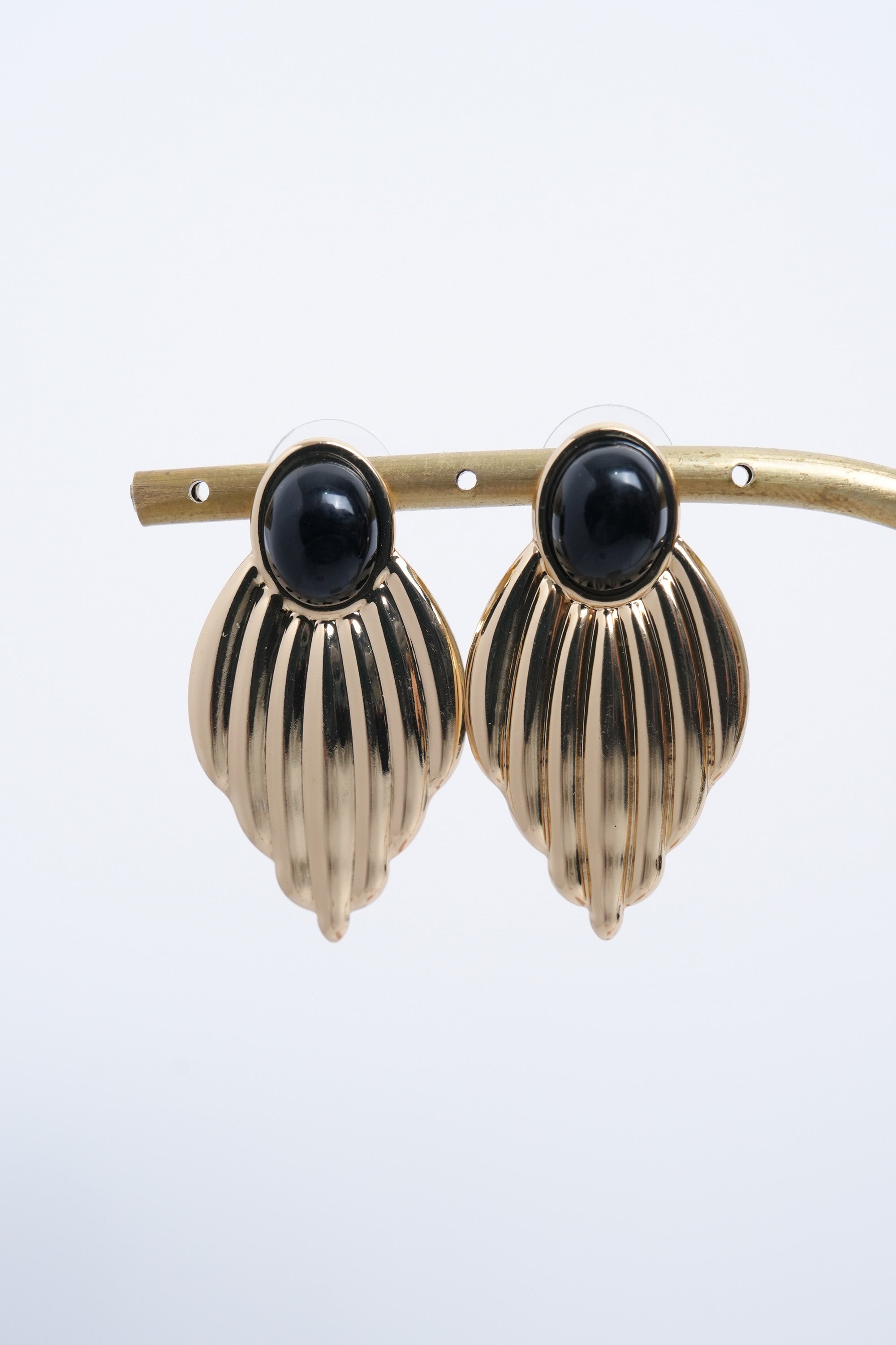 Altın Kanat ZR Model Küpe