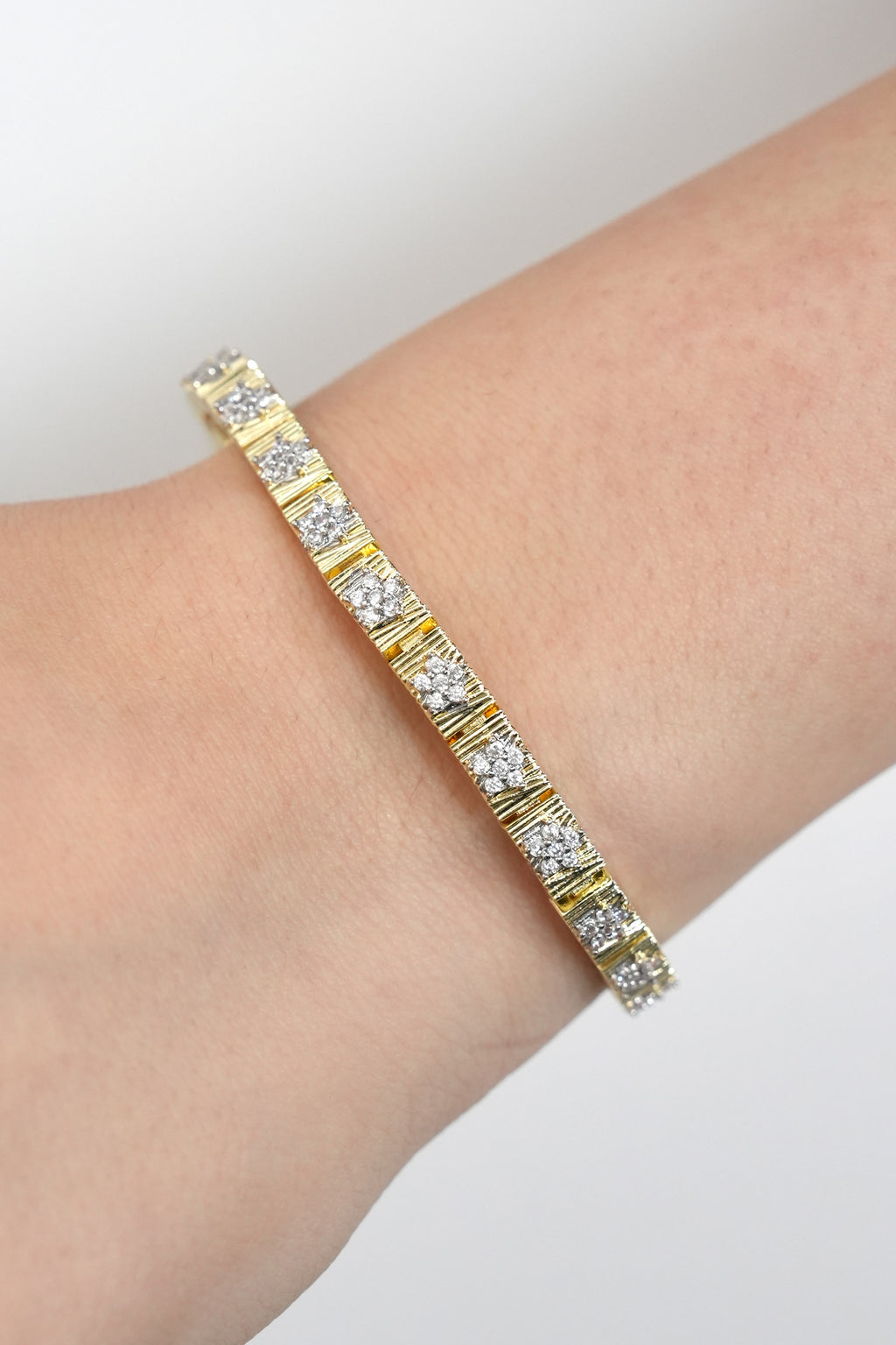 Altın Çiçek Dizisi 14K Vip Bileklik