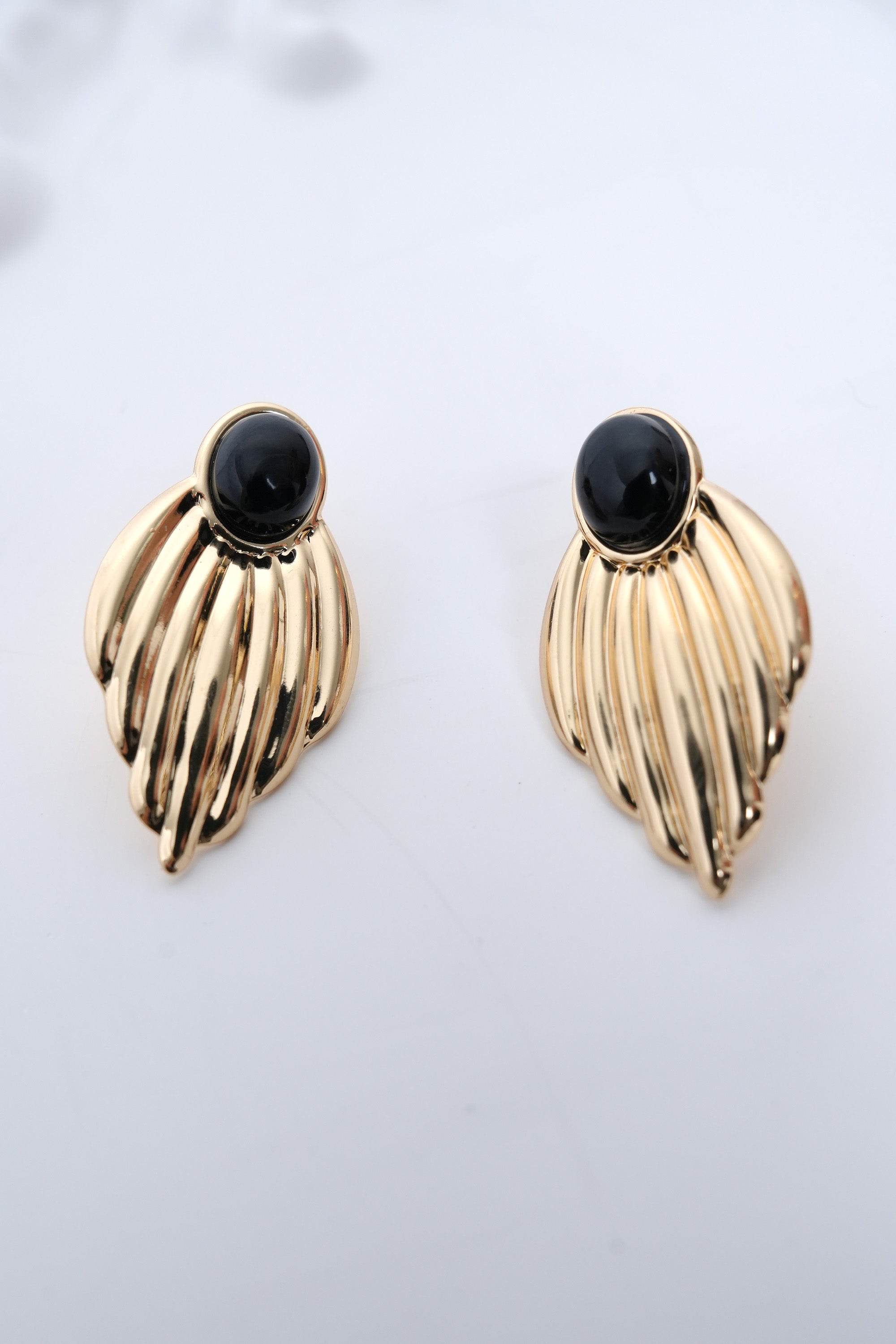 Altın Kanat ZR Model Küpe