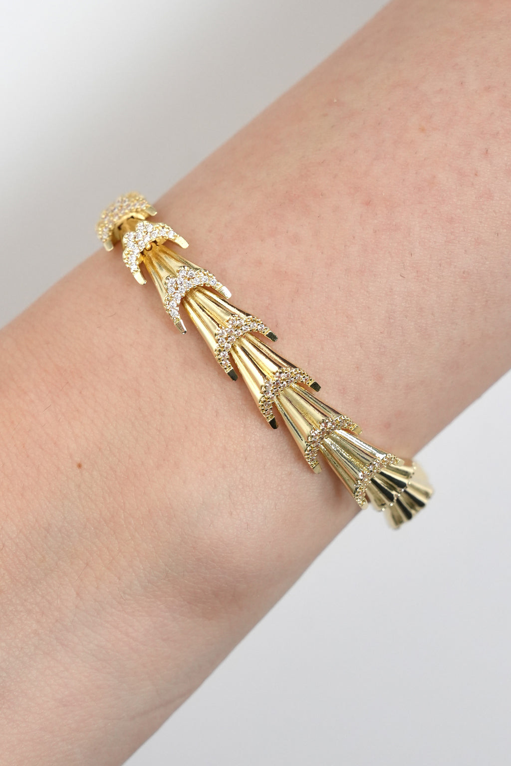 İmparator Çizgisi 14K Vip Bileklik