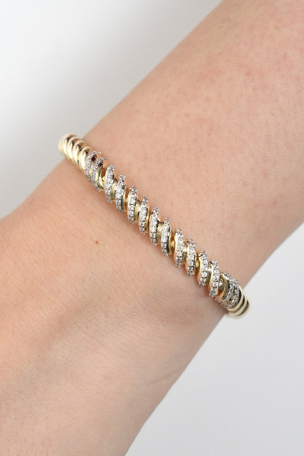 Zarif Sarmal Güç 14K Vip Bileklik