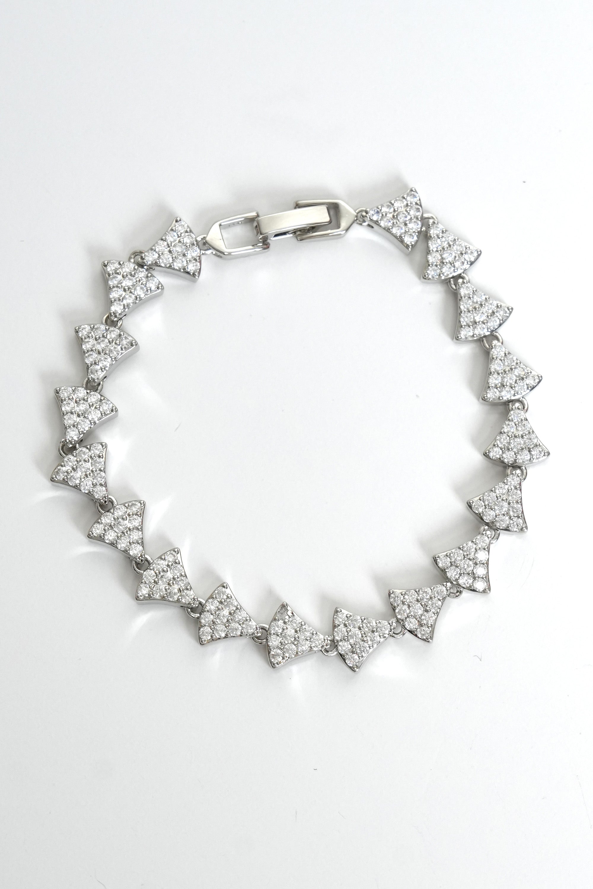 İnce Köşe Vip Bileklik