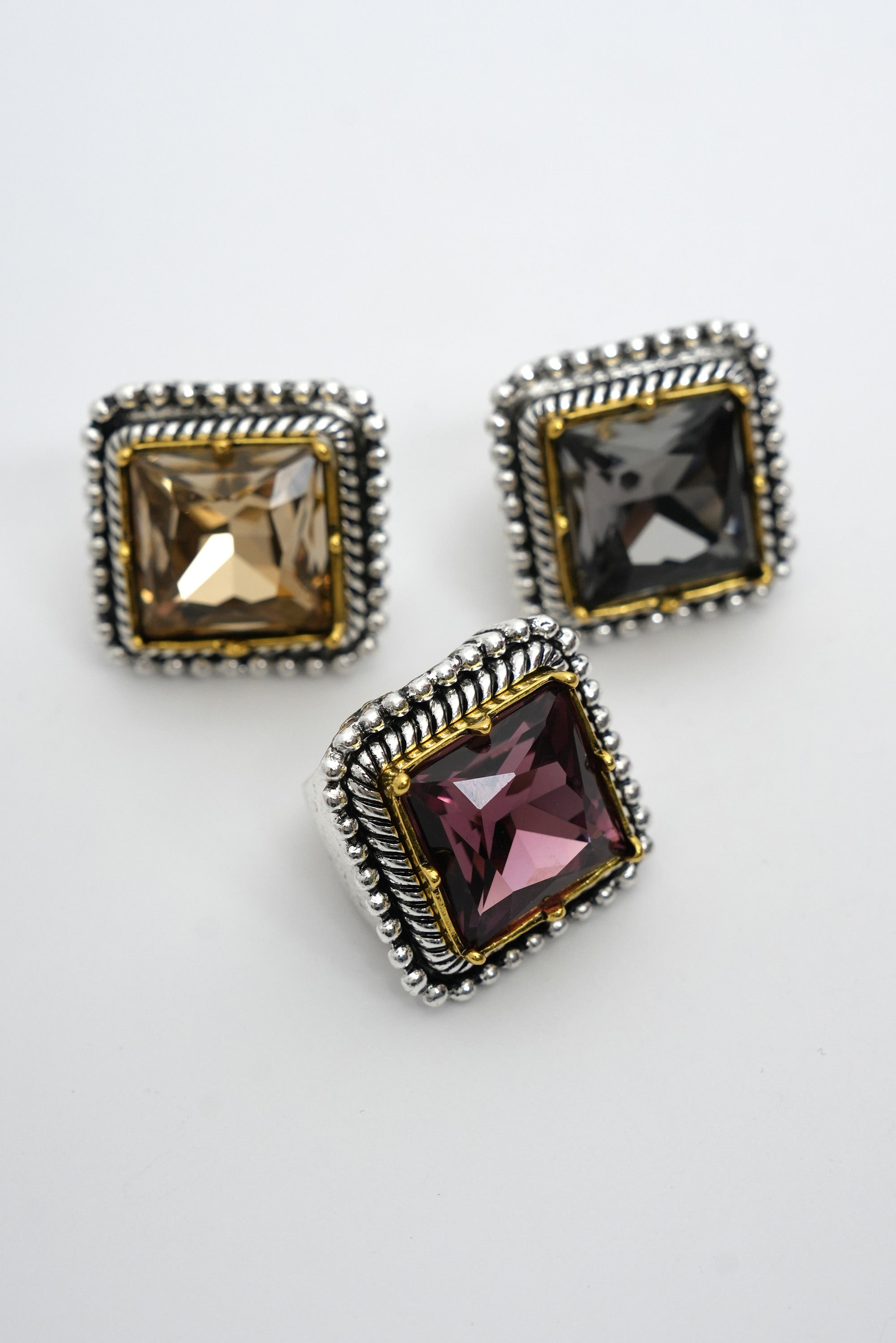 Asil Köşe ZR Model Yüzük