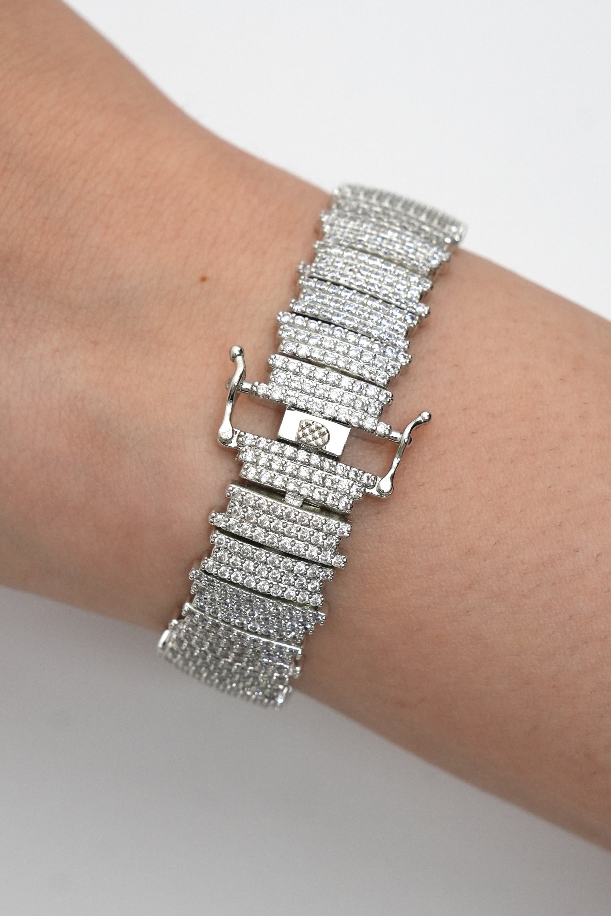 Zamansız Blok VIP Bileklik