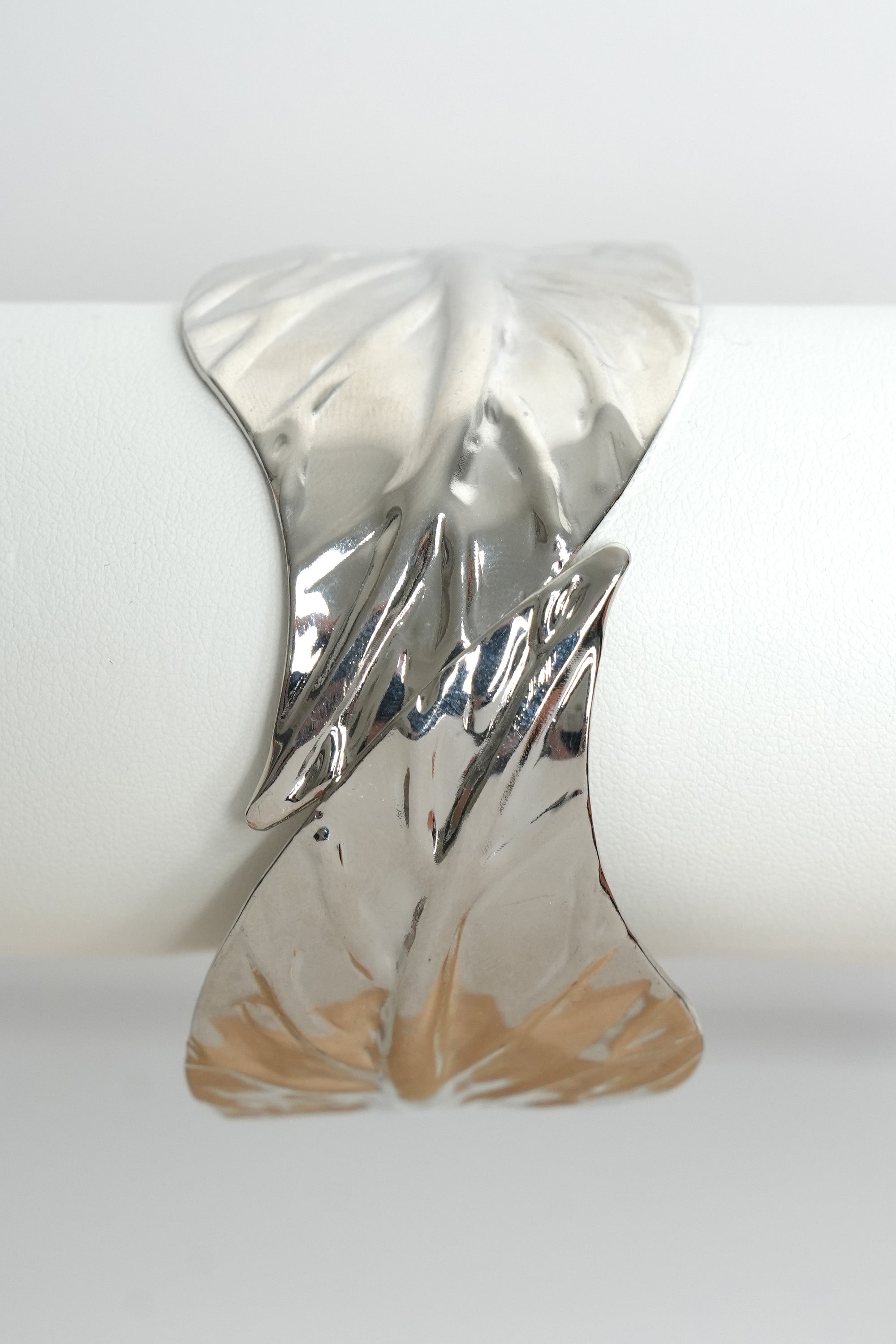 Formun Gücü ZR Model Kelepçe