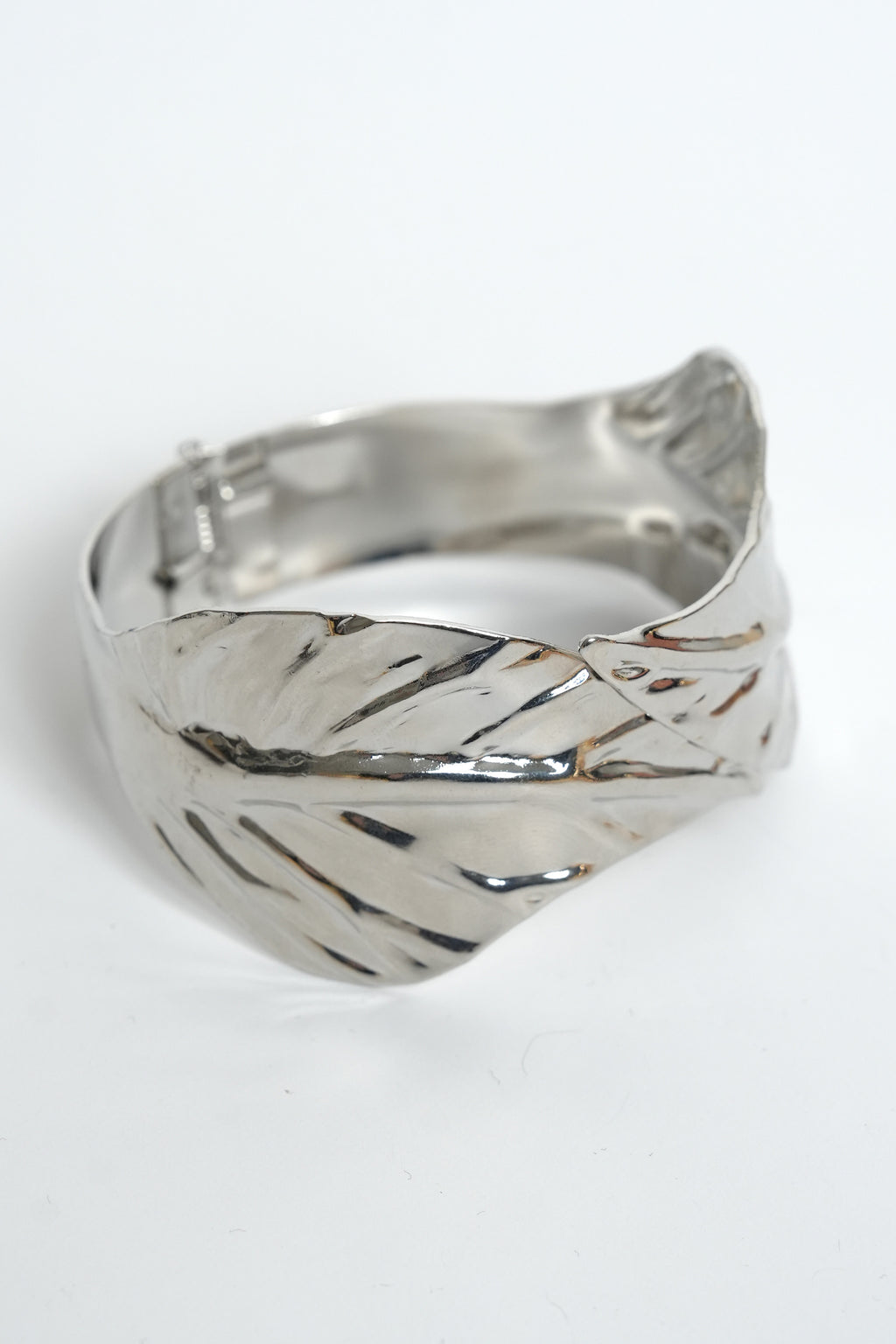 Formun Gücü ZR Model Kelepçe