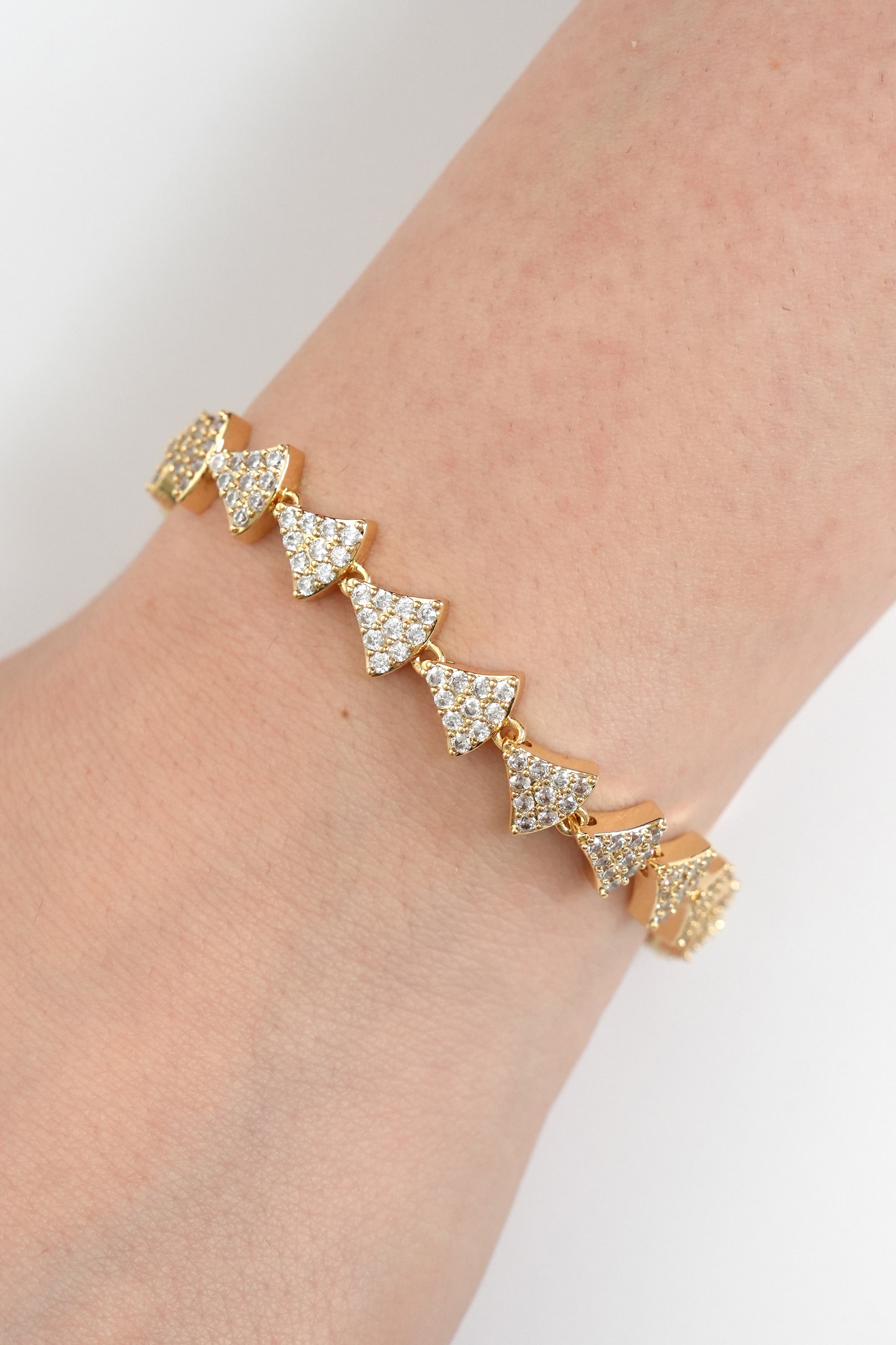 Zarif Üçgen 14K Vip Bileklik