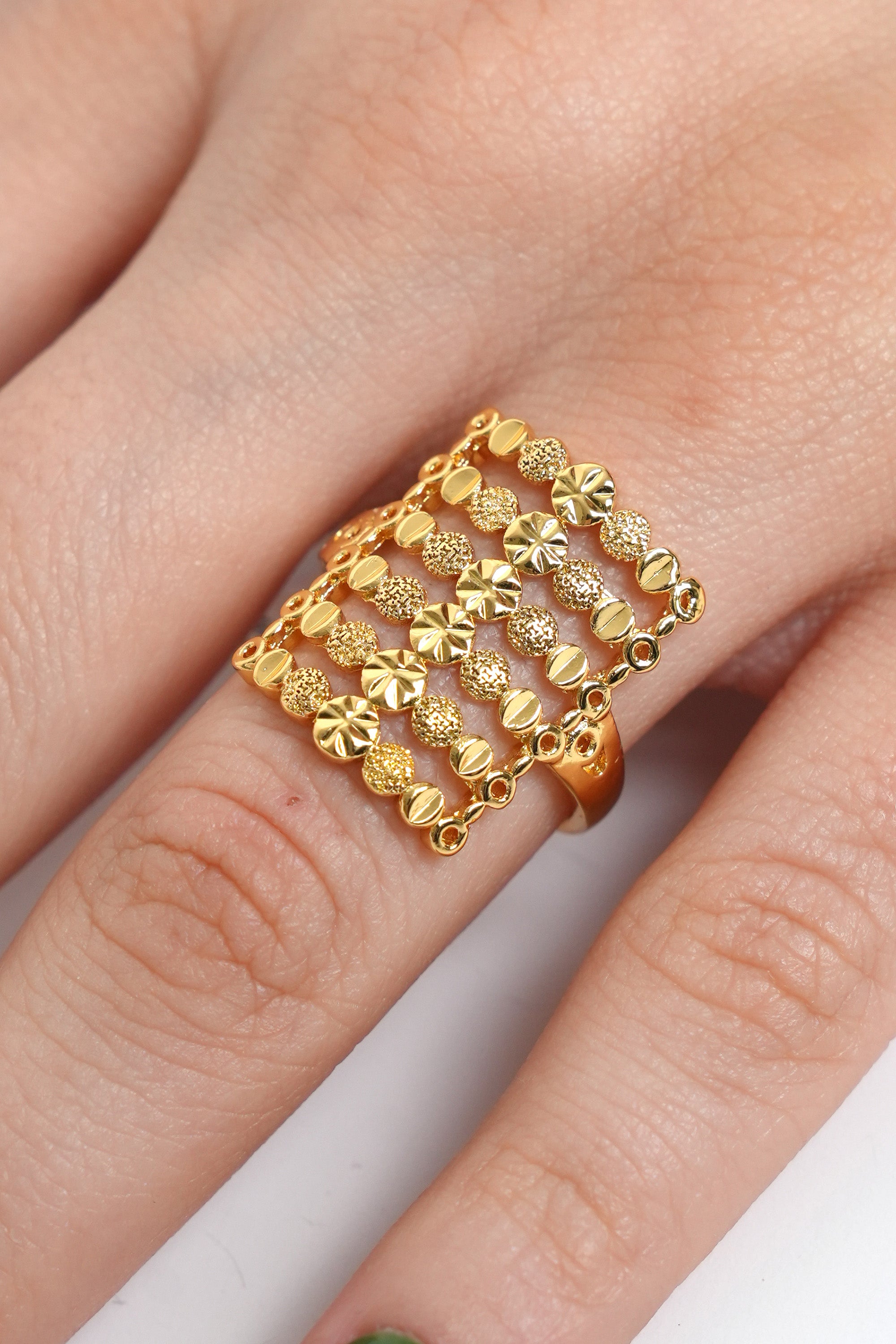 Katmanlı Işıltı 22K Altın Kaplama Yüzük