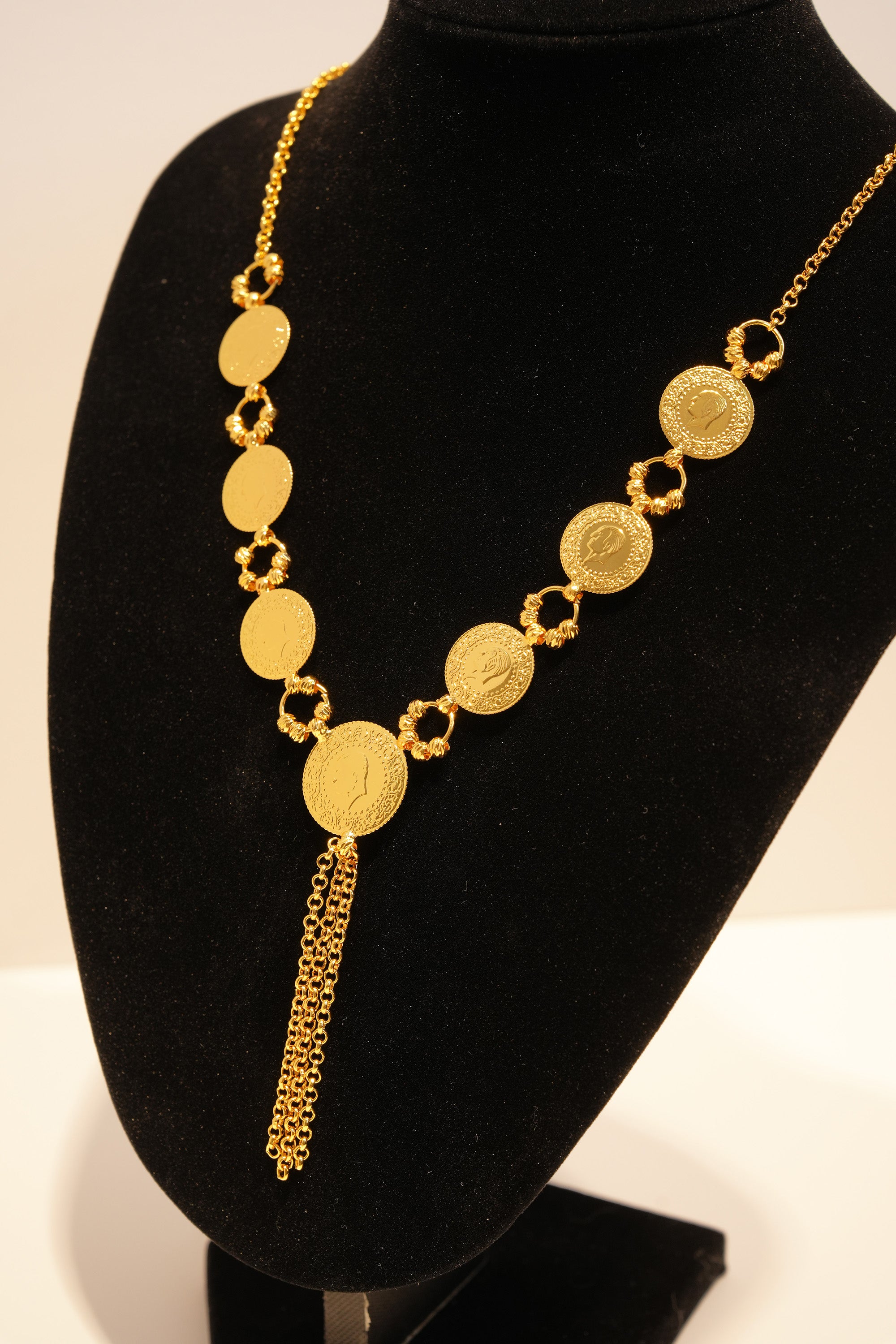 İhtişam Zinciri 22K Altın Kaplama Kolye