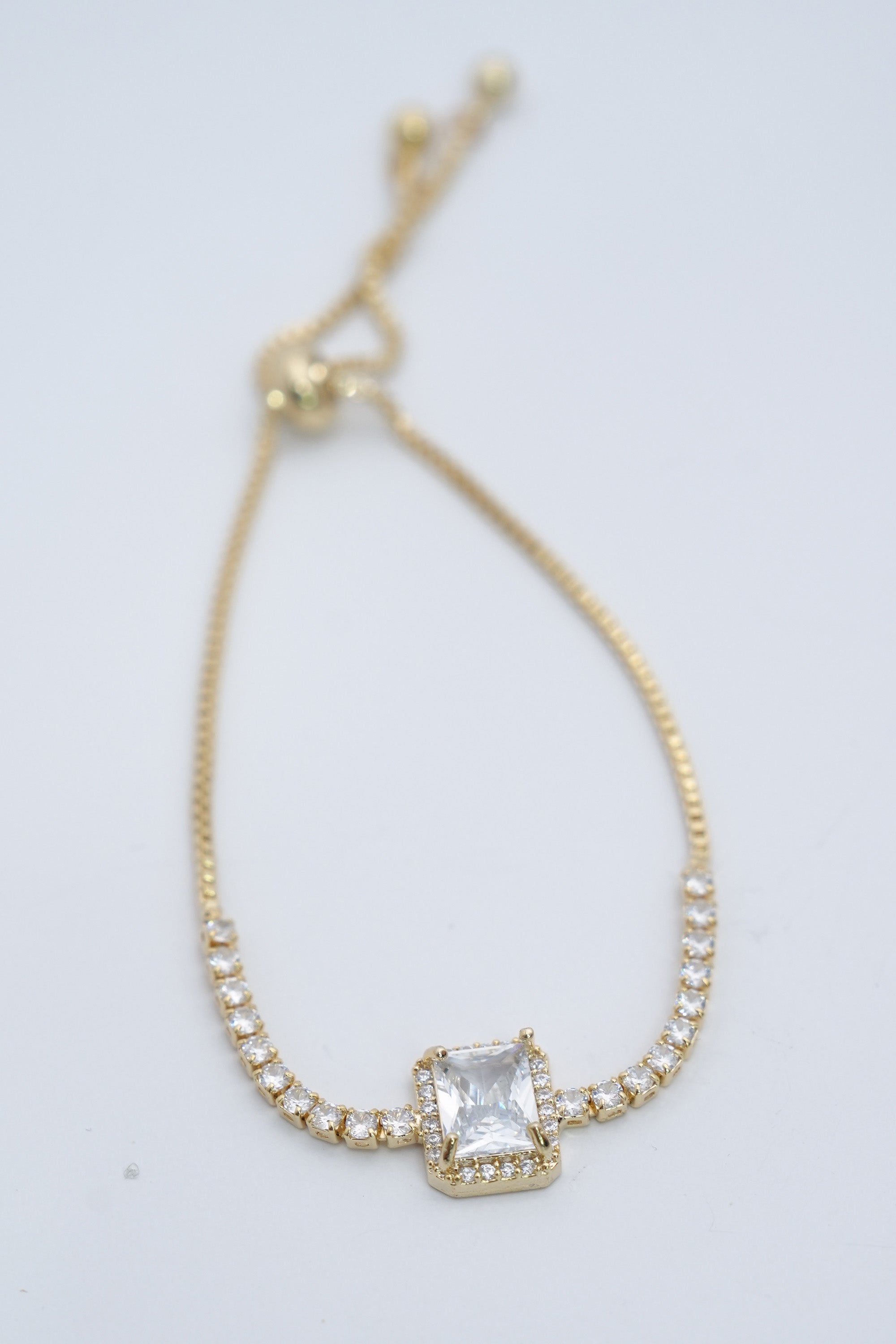 Taş Denge Asansörlü VIP Bileklik