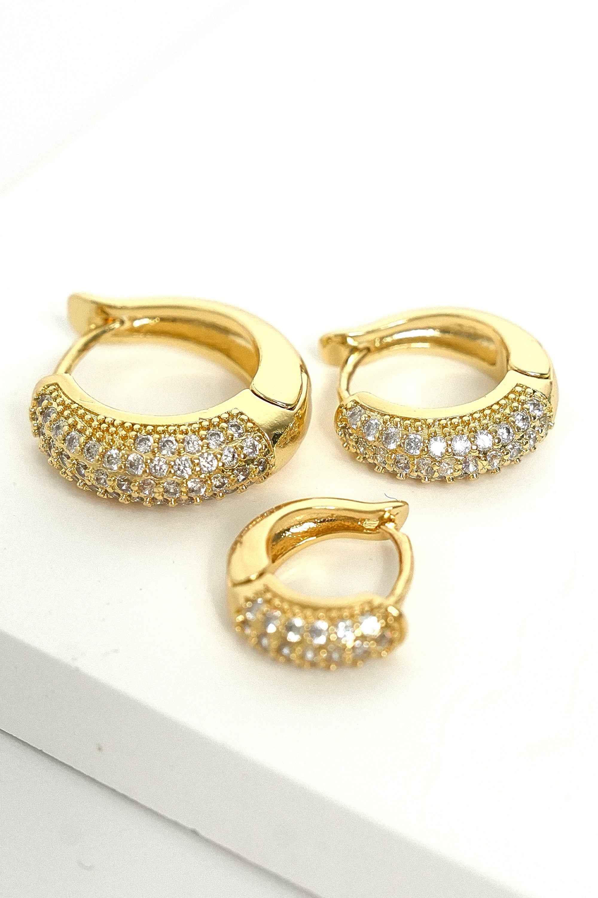 Parıltı Kademe Çoklu Luxe Küpe