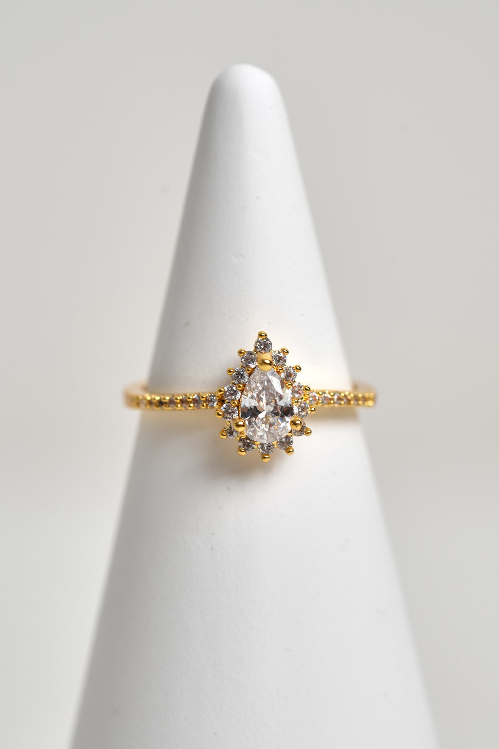 Kraliçe İmzası 14K Altın Kaplama Vintage Yüzük