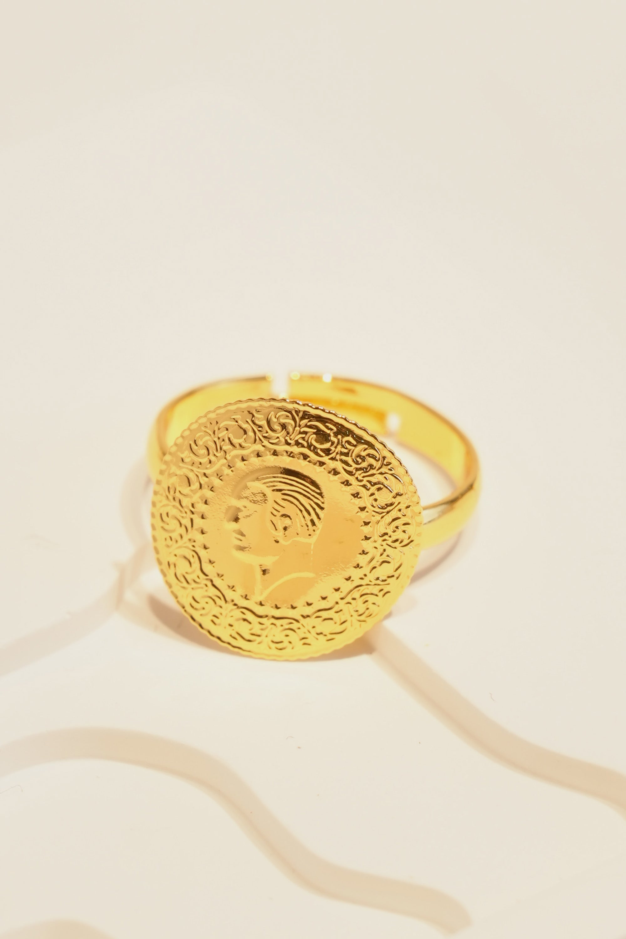 Tekli Çeyrek 22K Altın Kaplama Yüzük