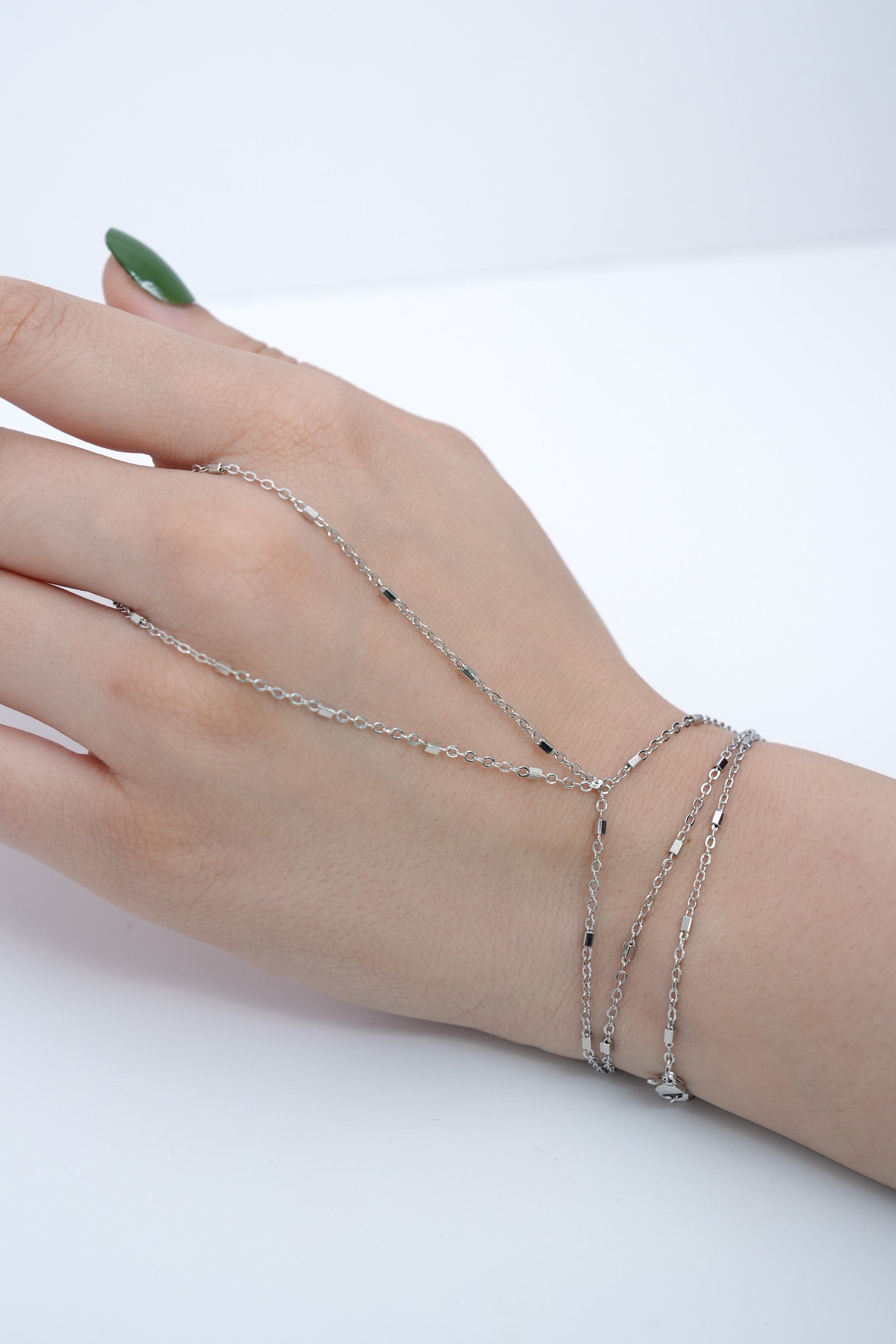 Yalın İz Şahmeran