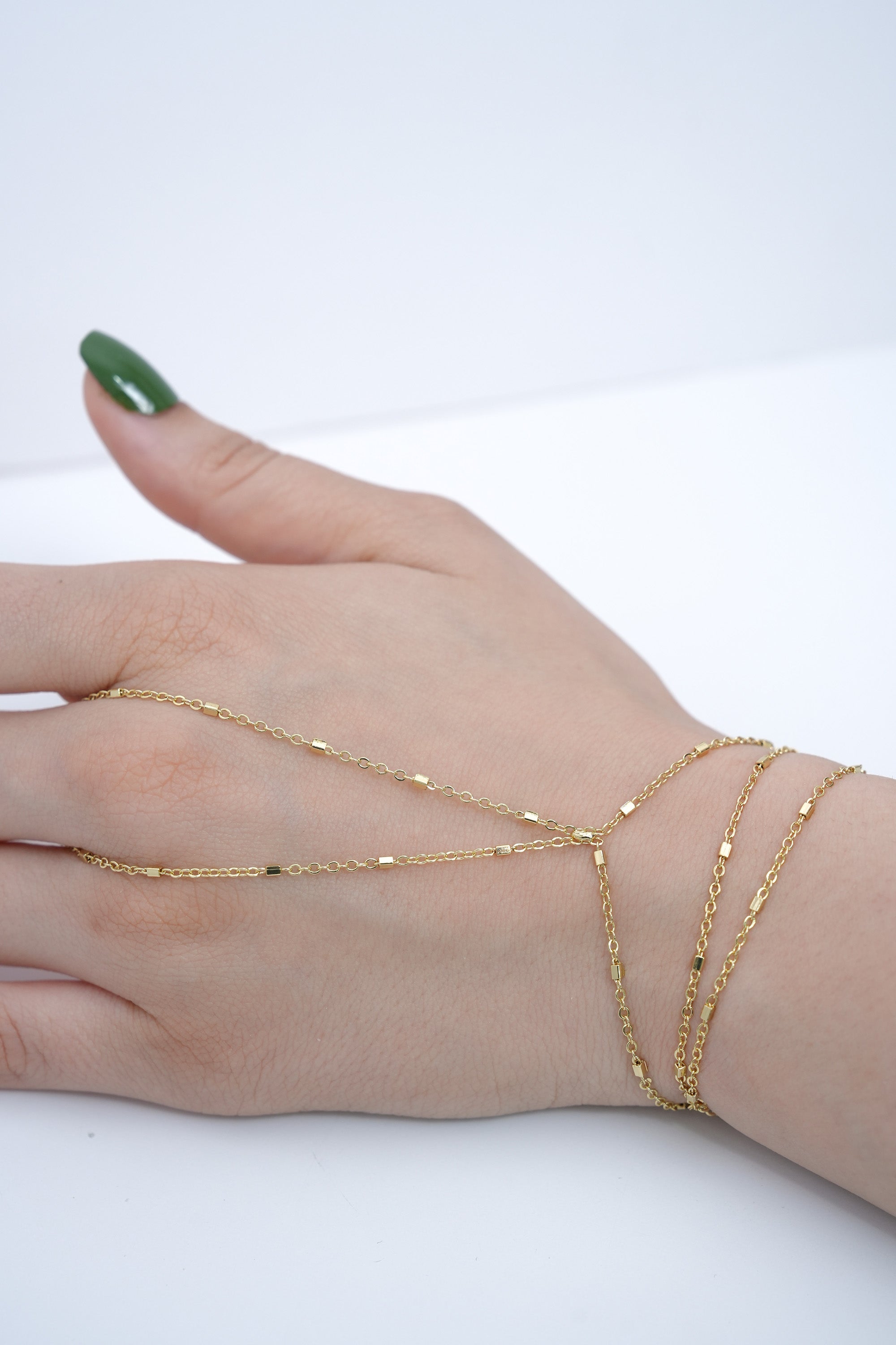 Yalın İz Şahmeran