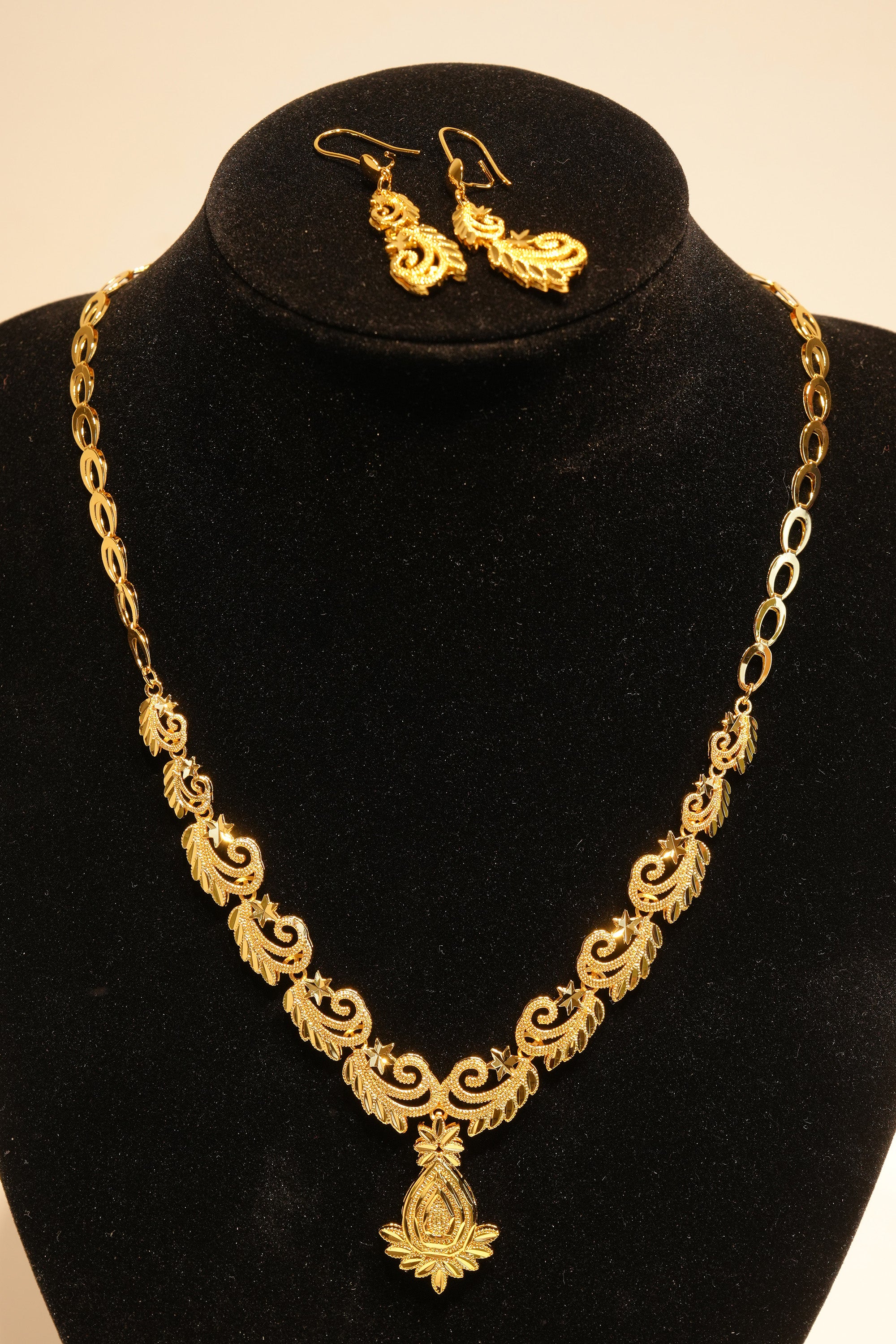 Altın Saray Motifi 22K Altın Kaplama Set