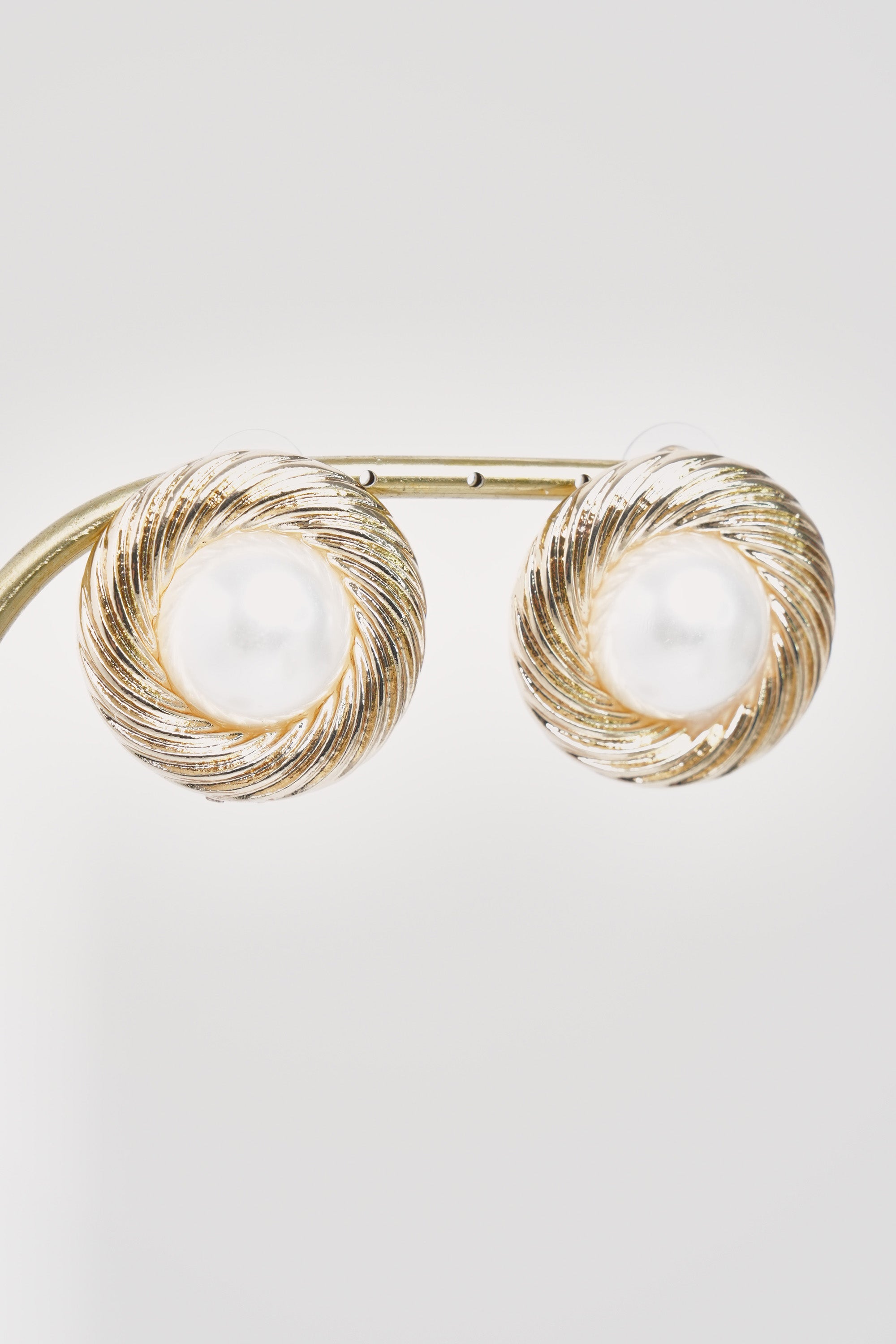 Kraliçe Taşı ZR Model Küpe