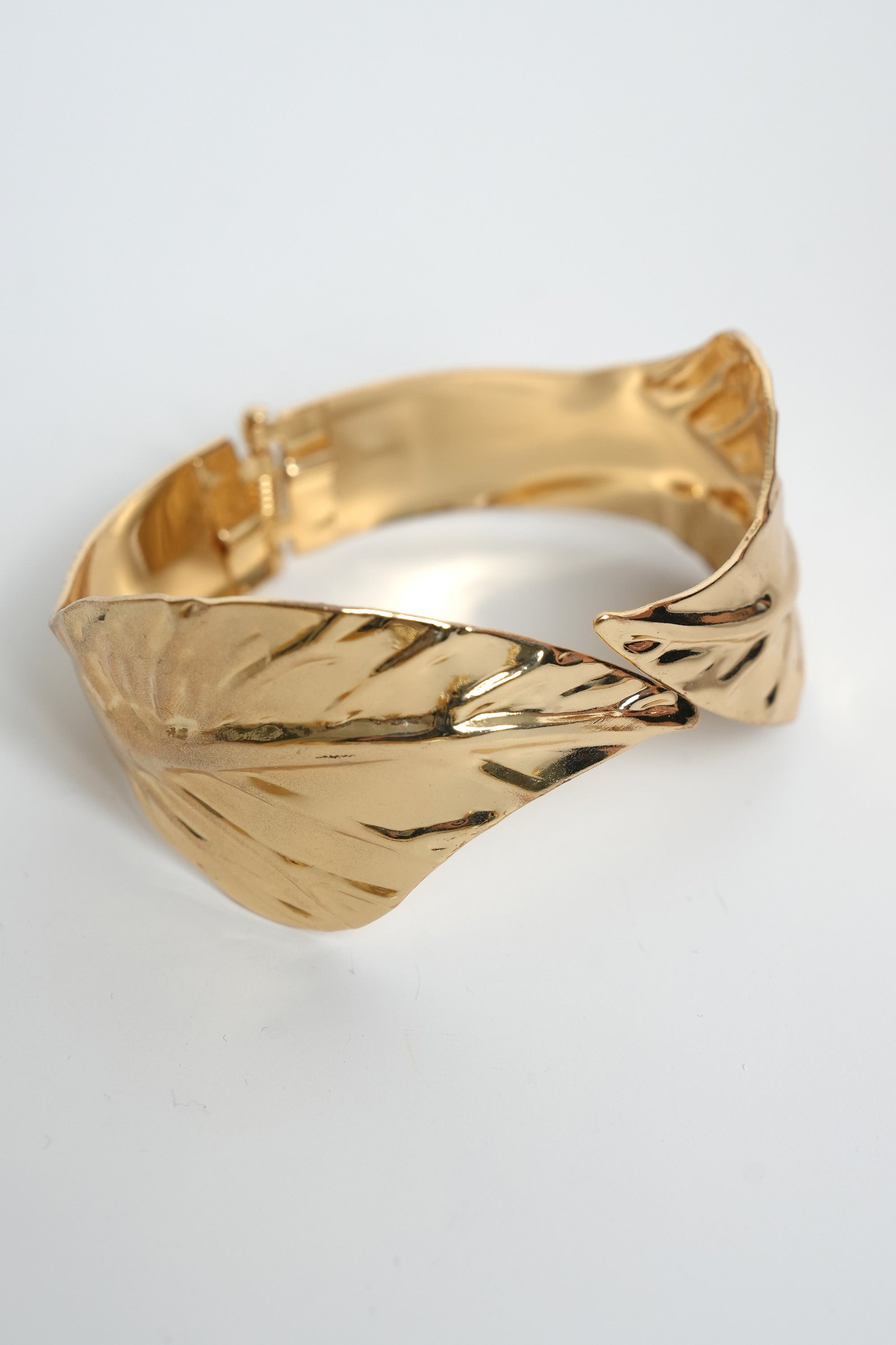 Formun Gücü ZR Model Kelepçe