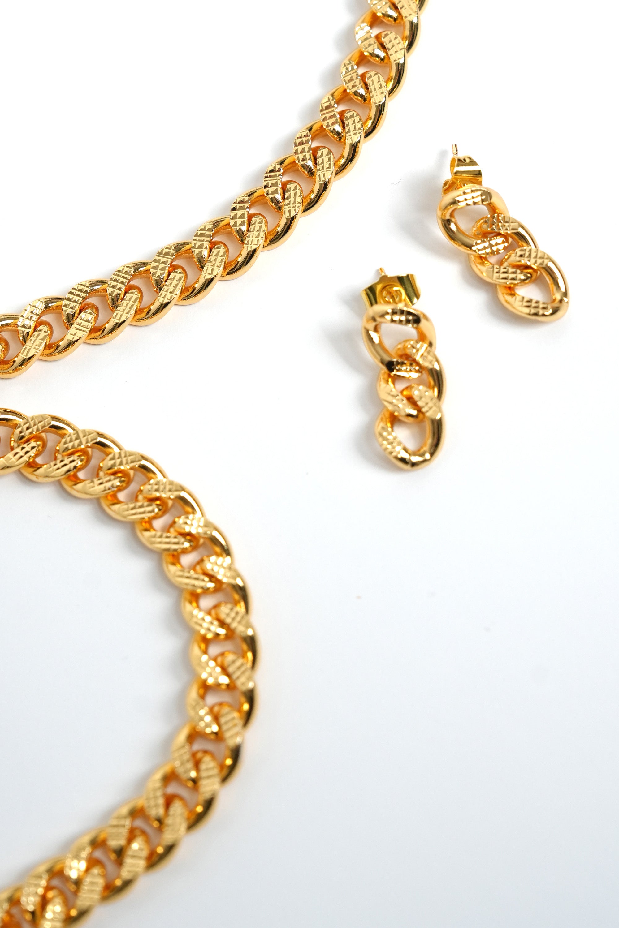 Gurmet Güç Halkası 22K Altın Kaplama Kolye Set