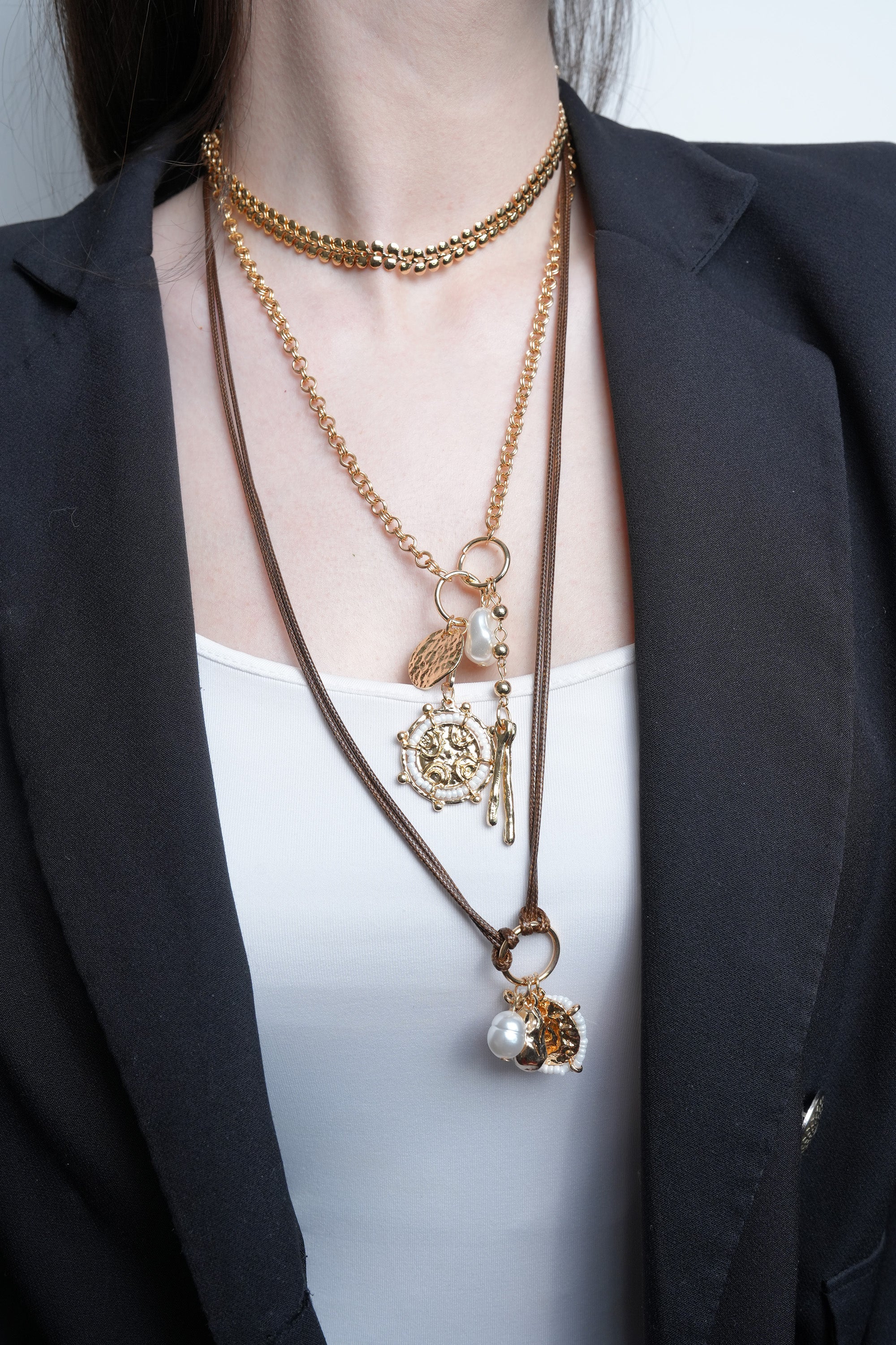 Kıyı Madalyonu ZR Model Kolye