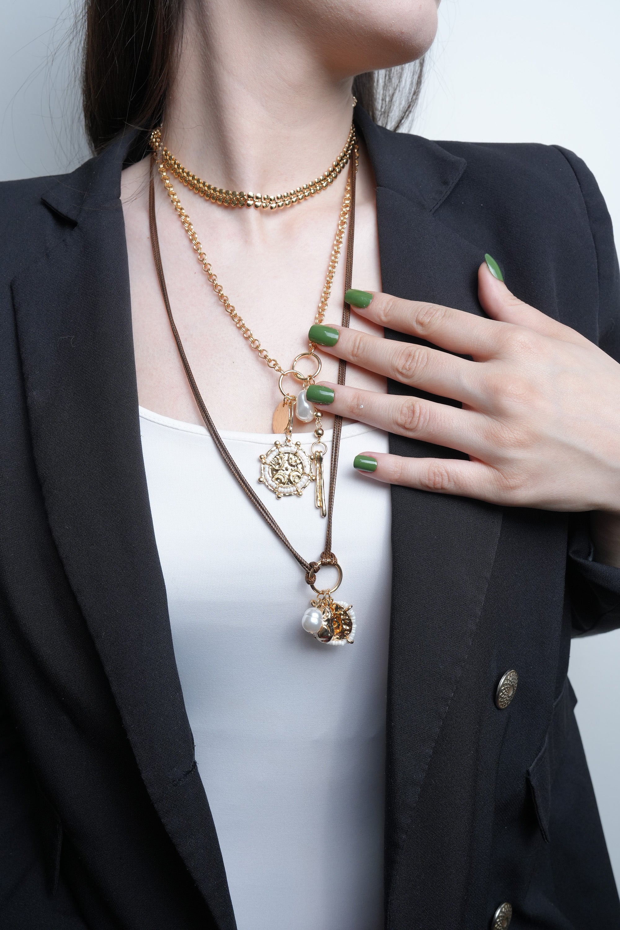 Kıyı Madalyonu ZR Model Kolye