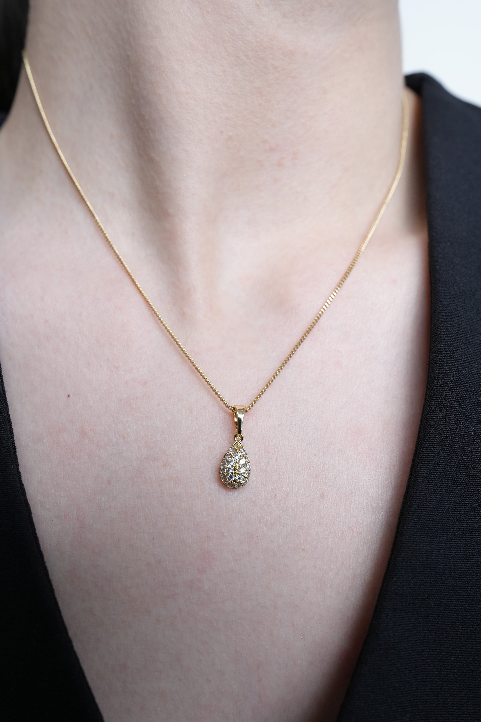 Işık Damlası Xuping Rodyum Kolye