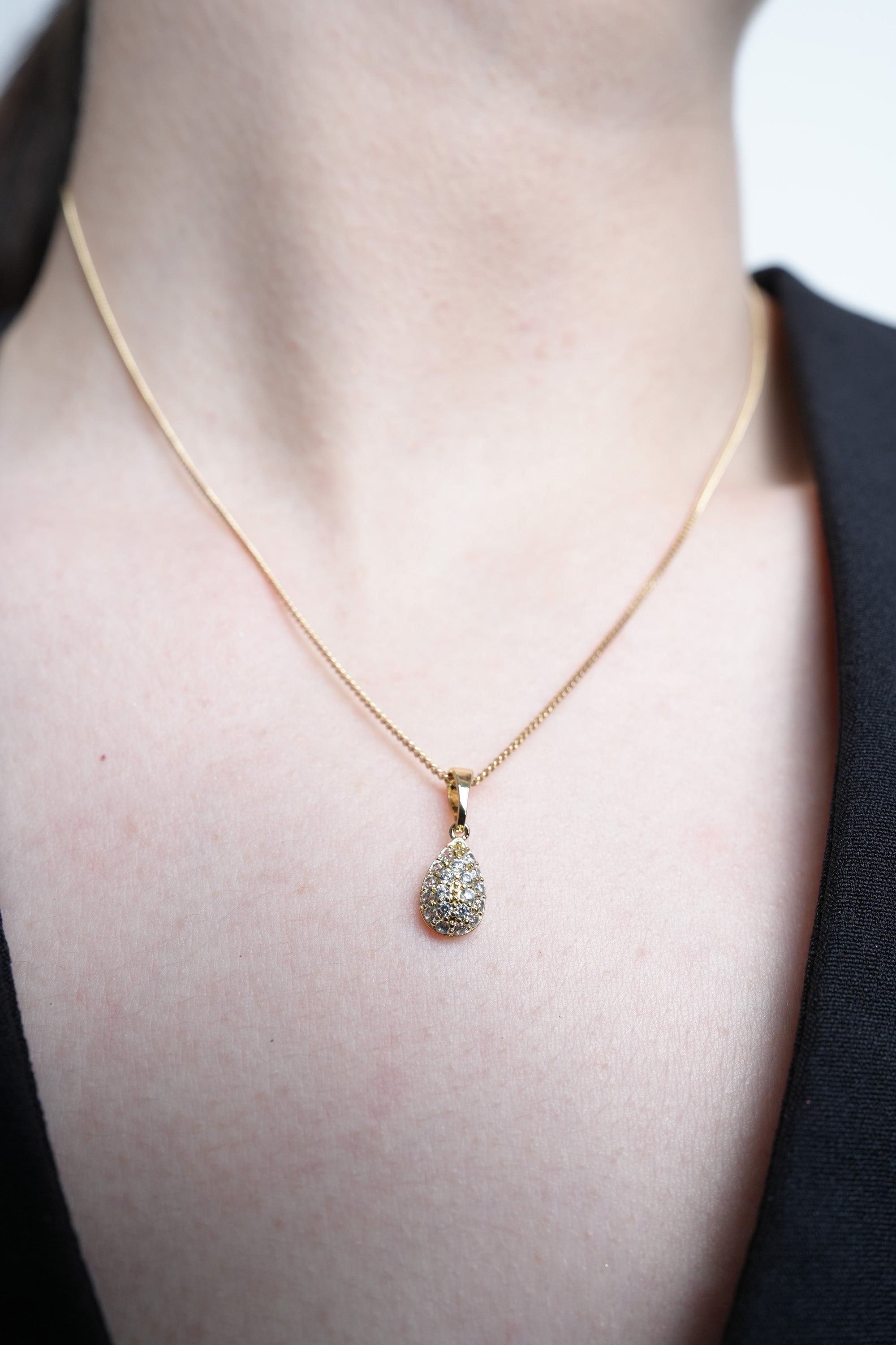 Işık Damlası Xuping Rodyum Kolye