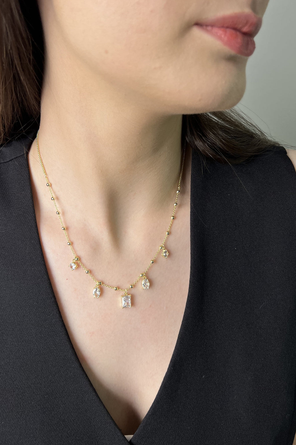 Şeffaf Zarafet 14K Luxe Kolye