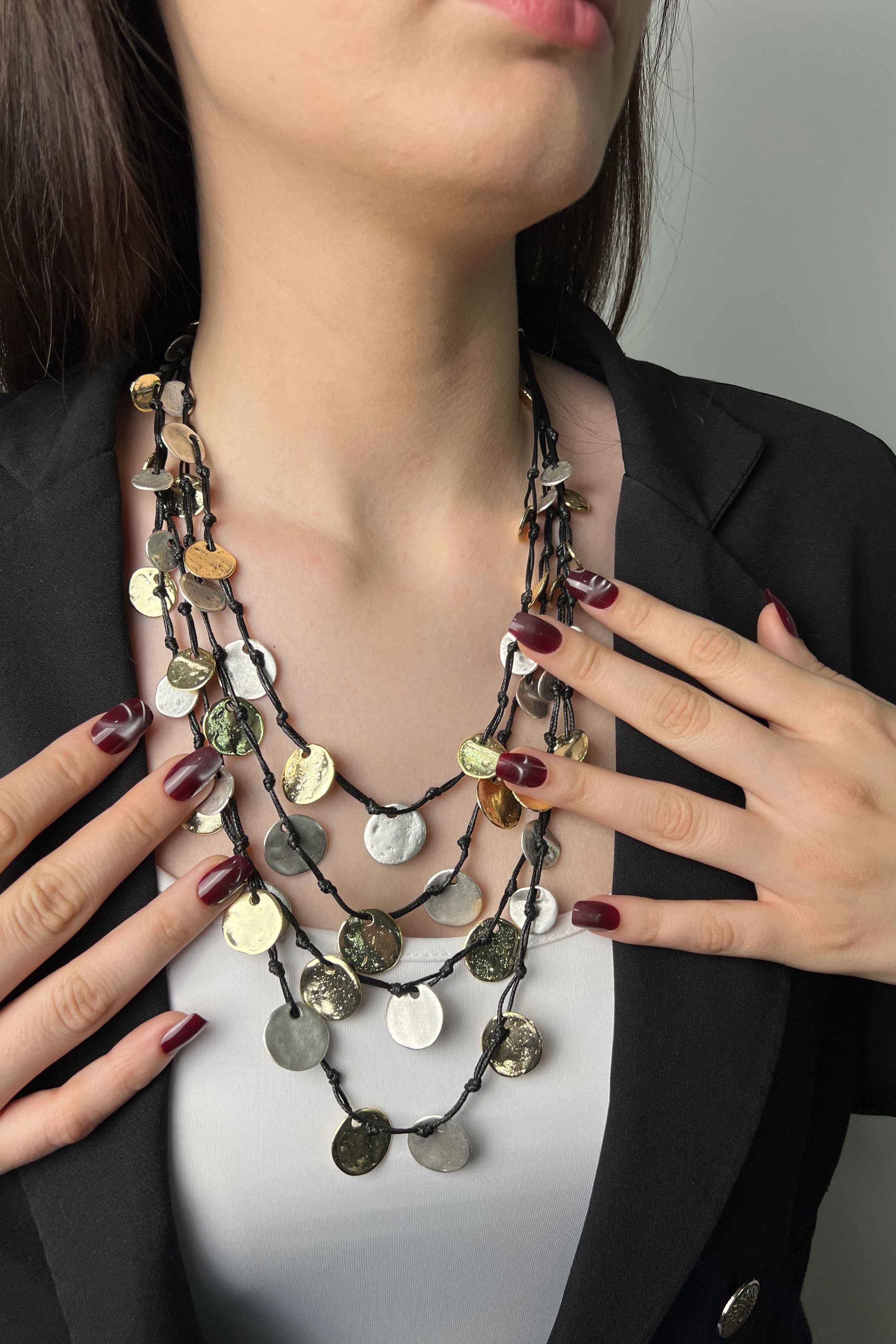 Roma Parıltısı ZR Model Kolye